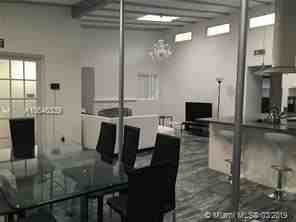 910 NE 81st St Frnt - Photo 3 of 10