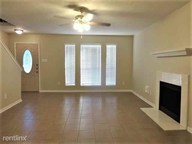 7010 Durango Dr - Photo 2 of 21