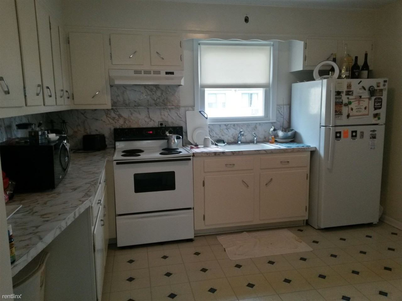 Dora St. - Photo 2 of 8