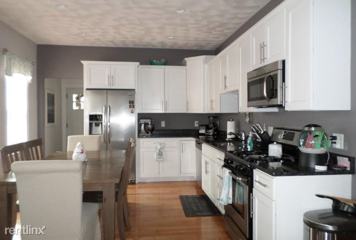 132 134 Cottage Street Apartments For Rent 132 Cottage St