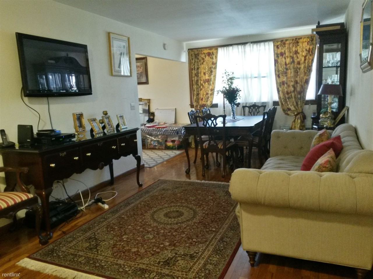 Kingsley Court - Bedford Ave - Photo 3 of 8