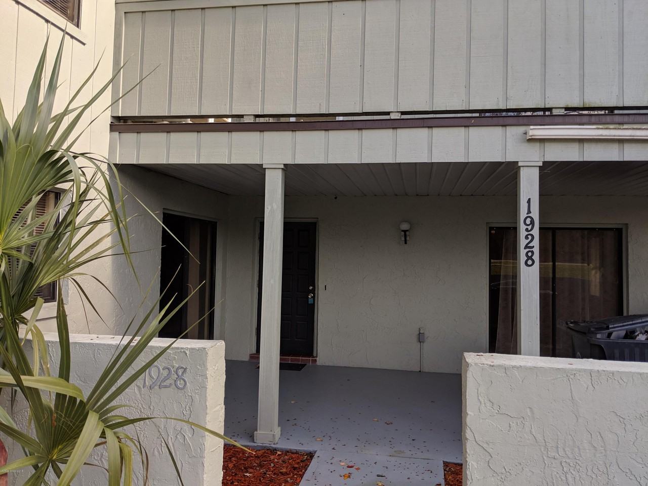 1928 Dipol Courtway - Photo 2 of 22