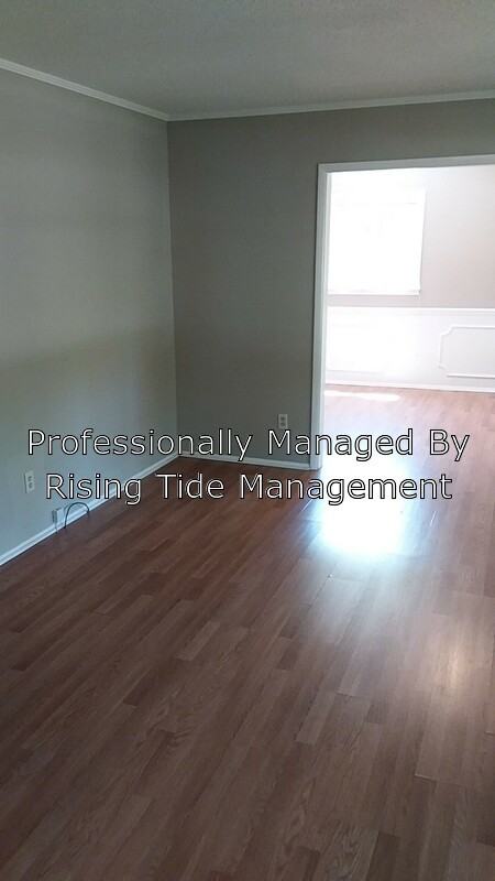 536 Willow Ln - Photo 3 of 26