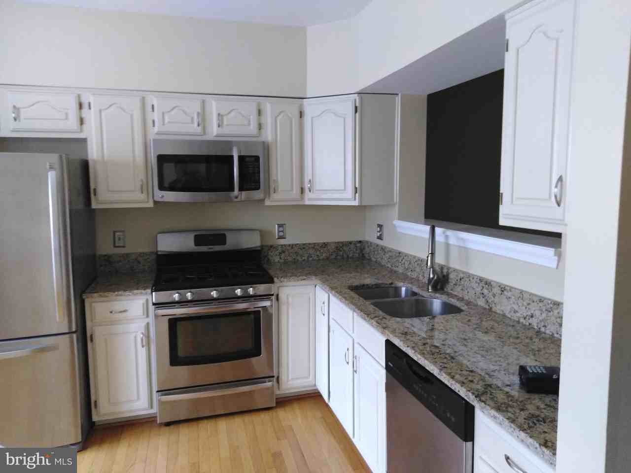 1384 Park Garden Ln - Photo 4 of 22