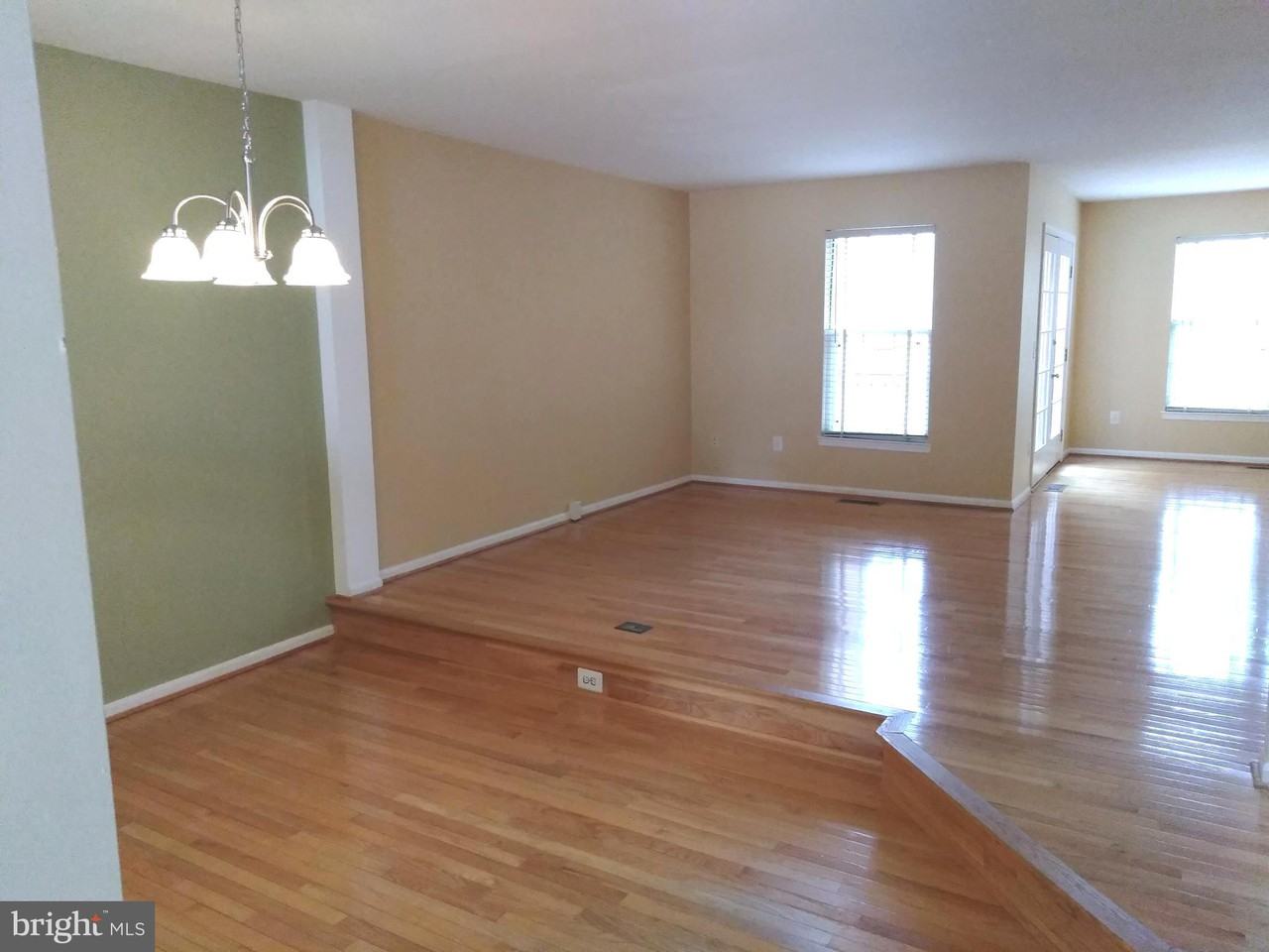 1384 Park Garden Ln - Photo 6 of 22