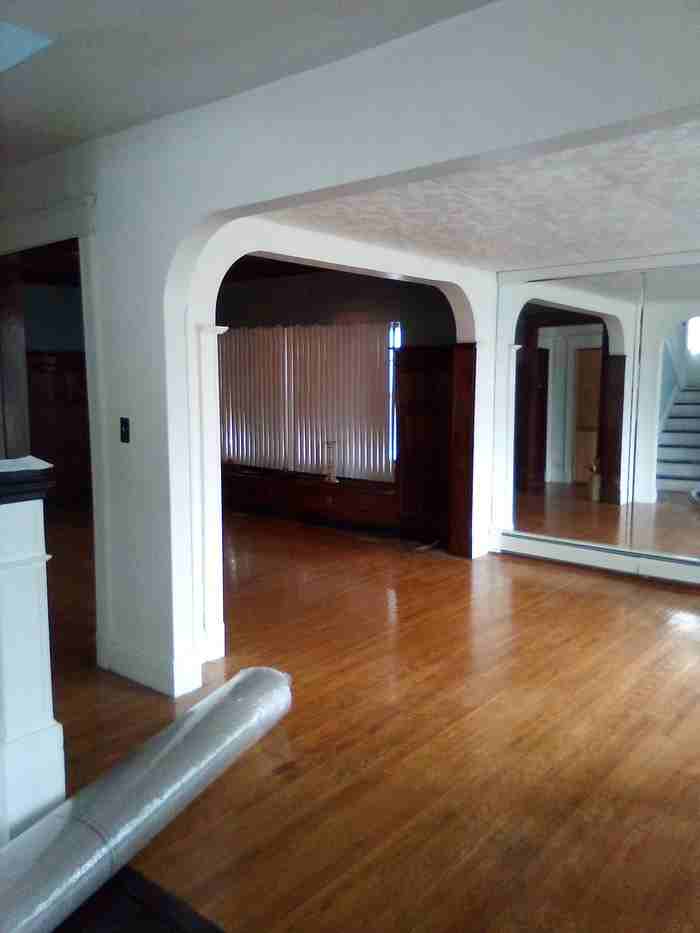 254 Dewey Ave - Photo 2 of 14