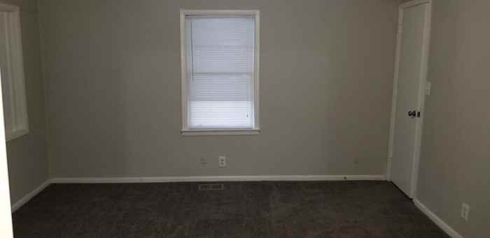 2322 Ewing St SW - Photo 3 of 9