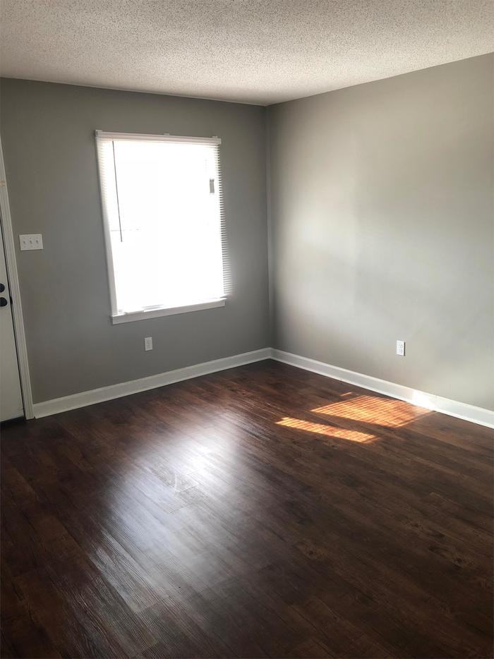 1356 S White Station Rd - Photo 2 of 15