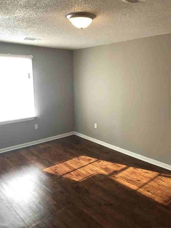 1356 S White Station Rd - Photo 3 of 15