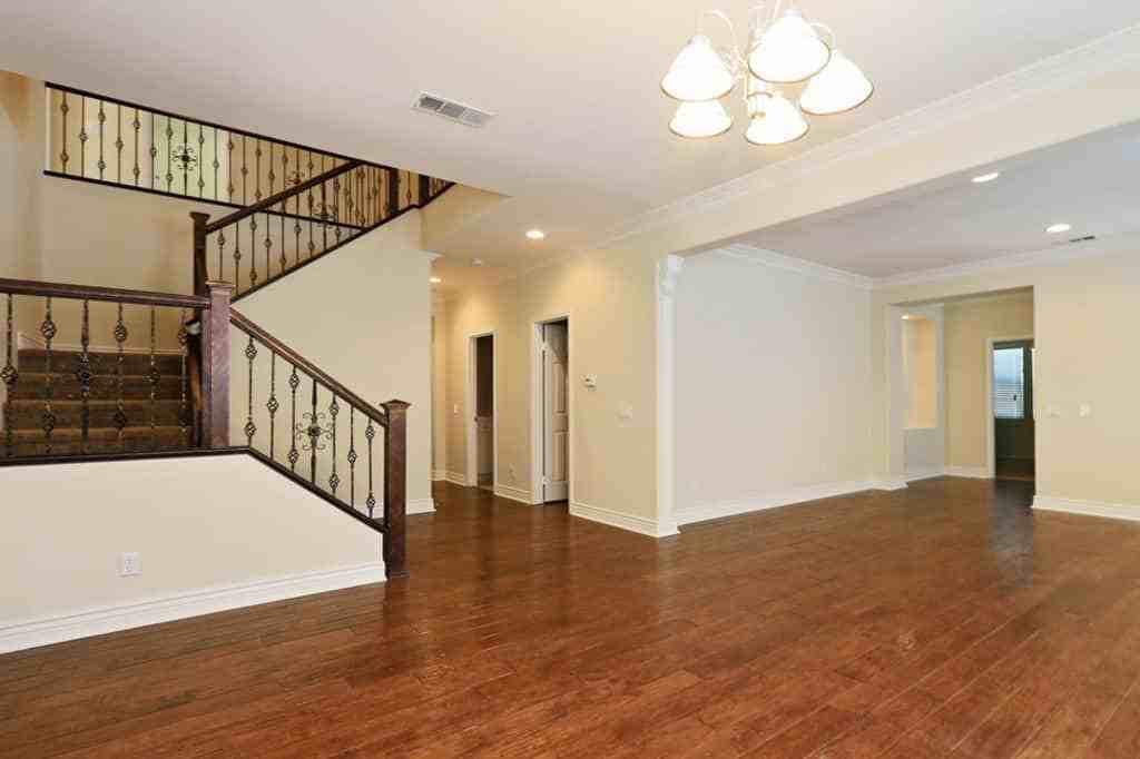 28367 Hawks Ridge Dr - Photo 2 of 11