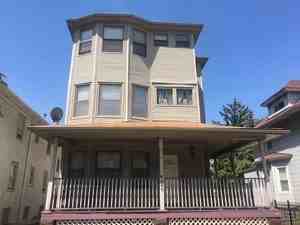 840 N Austin Blvd #2
