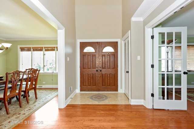 2 Croydon Ln - Photo 3 of 32