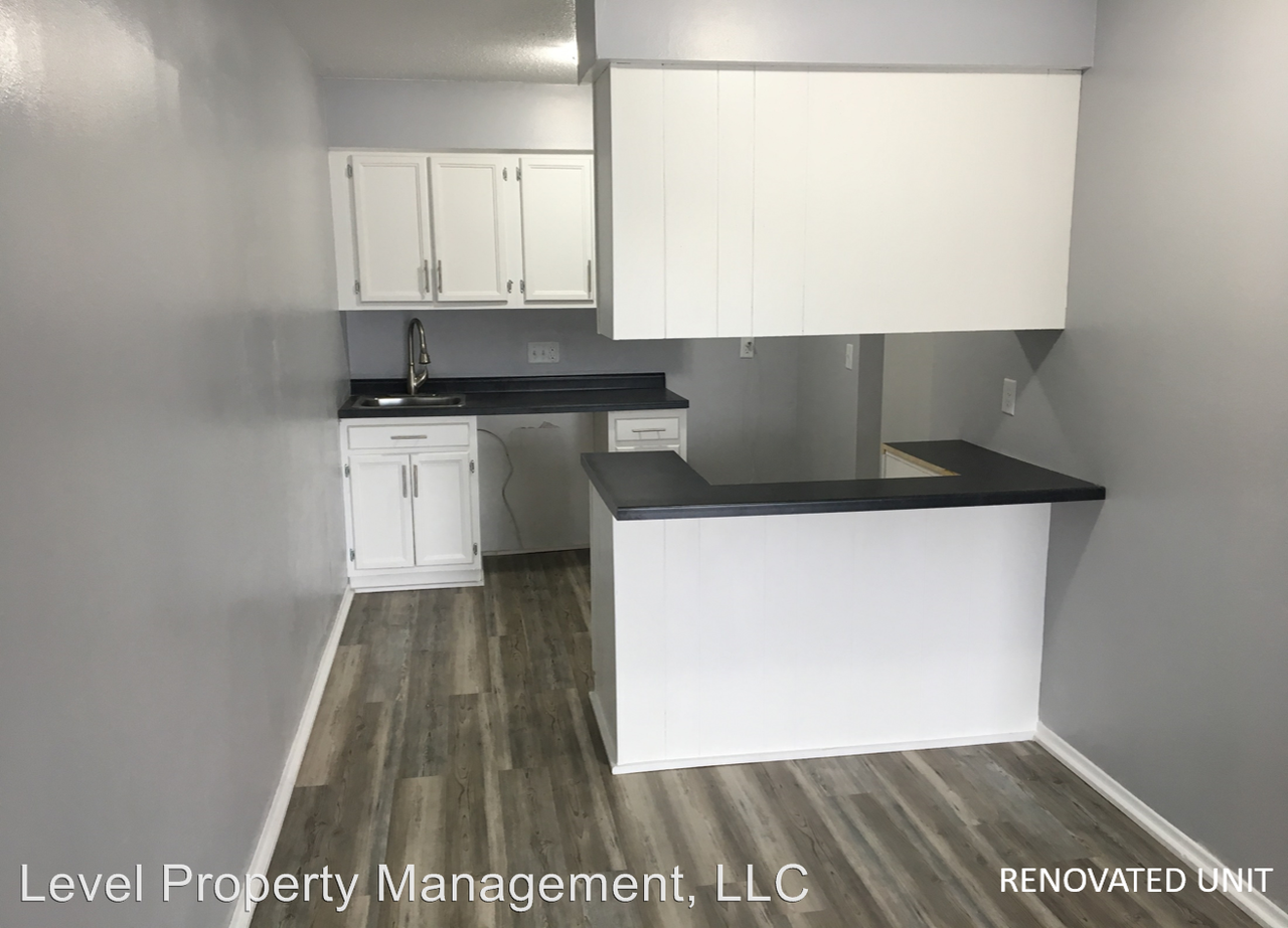 1805 NW Pine Rd. - Photo 3 of 50