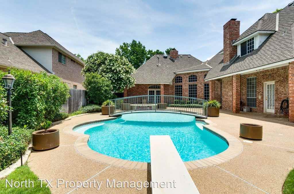 4800 Eversham Ct - Photo 3 of 35