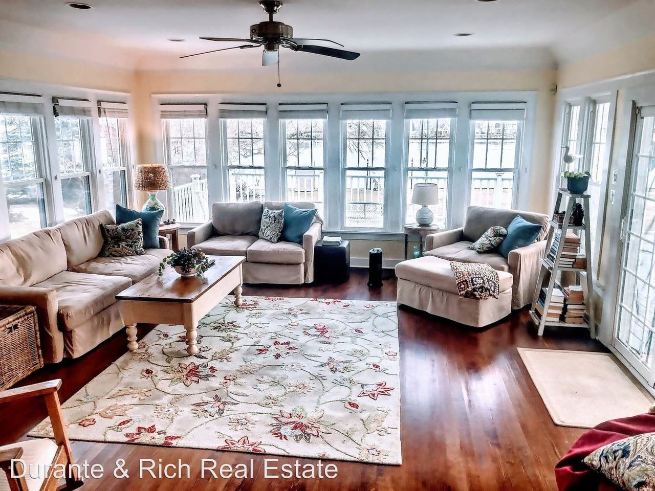 4412 N Riverdale Dr - Photo 3 of 13