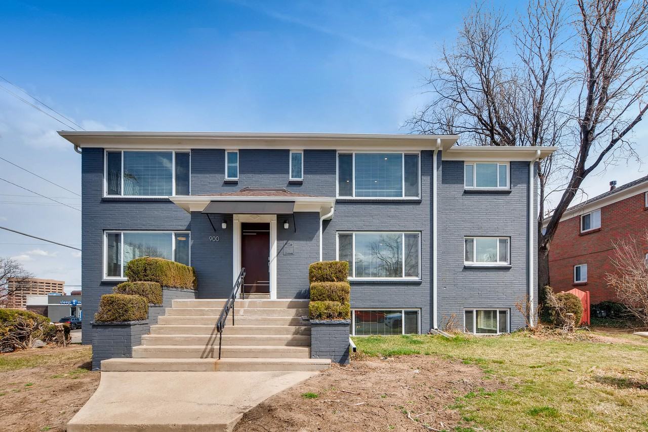 900 S Harrison St - Photo 2 of 24