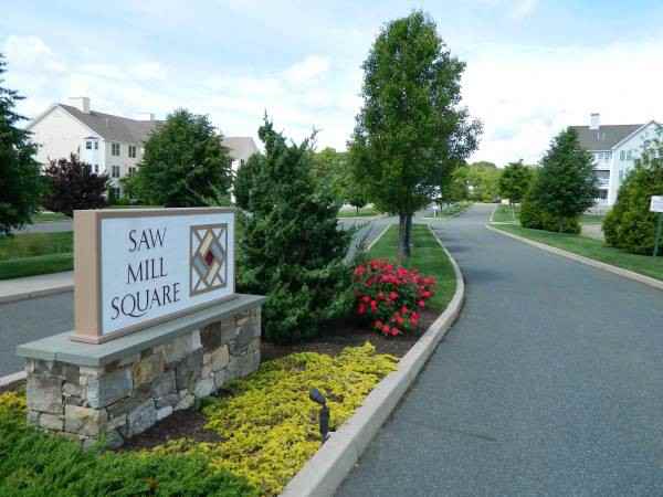 105 Saw Mill Dr - Photo 2 of 6