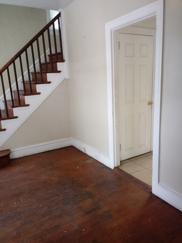 103 N Broom St - Photo 3 of 13