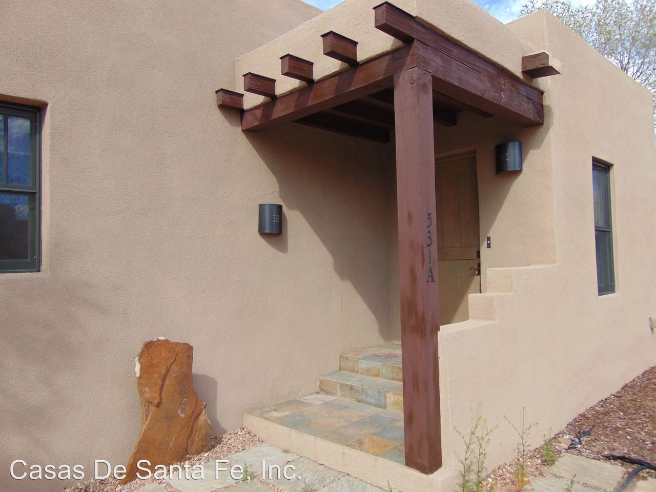 531 Dolores St - Photo 2 of 13