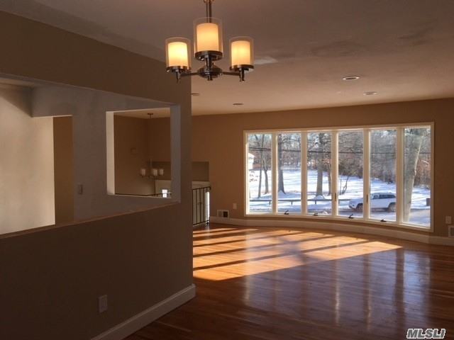 43 Jane Rd - Photo 2 of 13