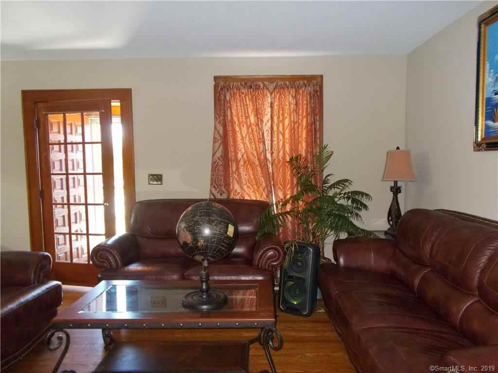 727 Huntington Turnpike - Photo 3 of 11