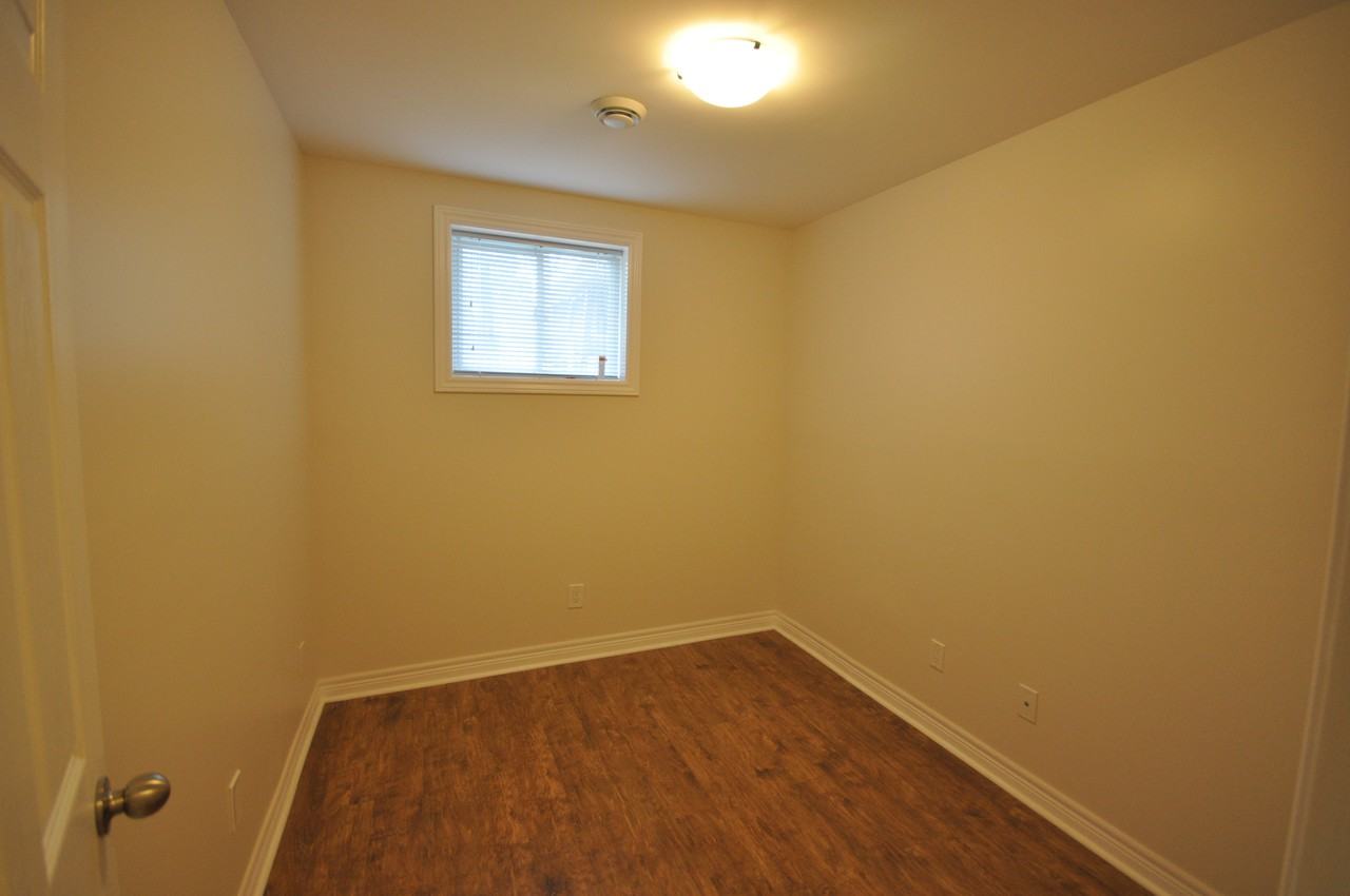 158 Napier - Photo 3 of 8