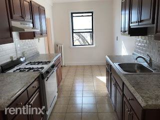 125 Terrace Ave #4c - Photo 3 of 10