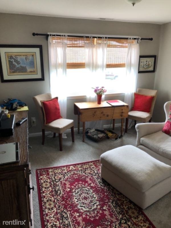 2811 Villa Cir - Photo 3 of 13