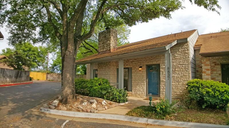 8837 N Plaza Ct - Photo 2 of 20