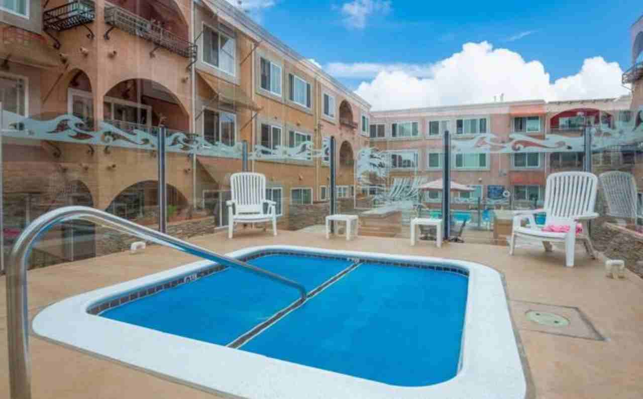 860 Turquoise St #122