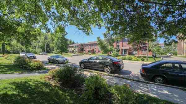 Cedar Glen Apartments - Photo 2 of 7