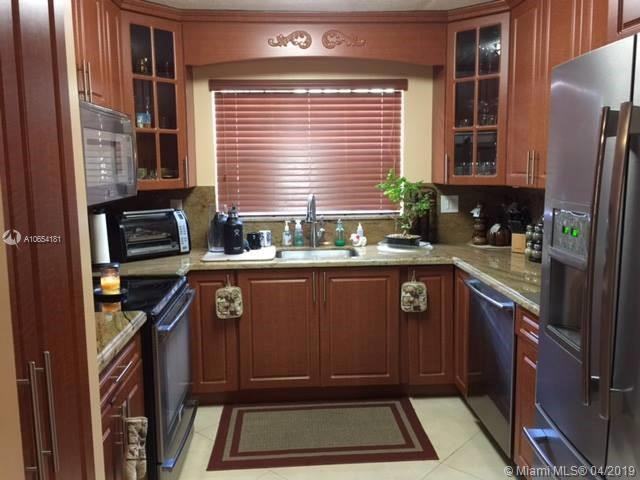 12672 Northwest 9th Way - Photo 2 of 7