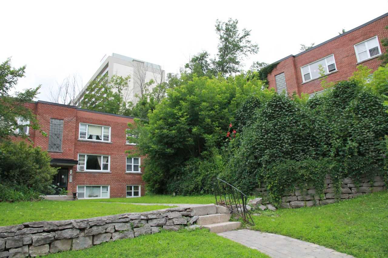 24 Chapleau Avenue #5