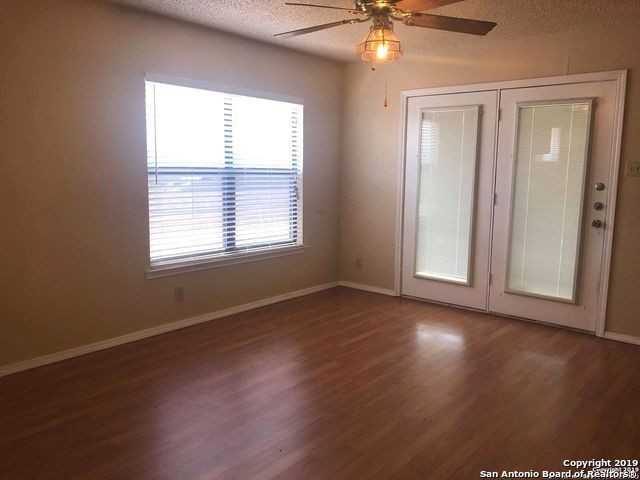 16811 Vista Bluff Drive - Photo 2 of 7