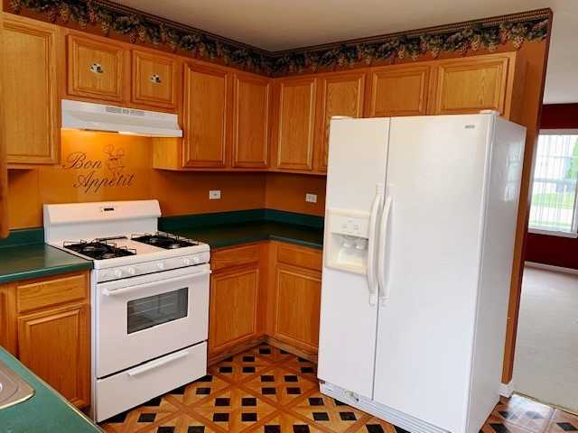 155 Centennial Dr - Photo 2 of 33