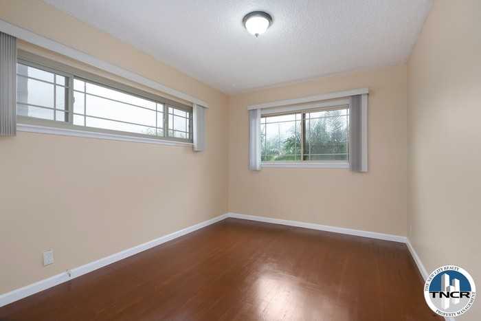 16514 E Nubia St - Photo 3 of 12