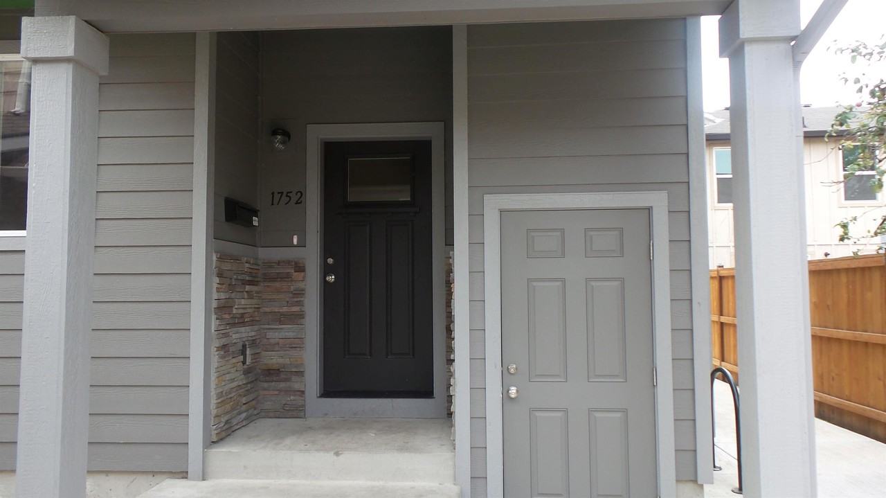 1752 Mill St - Photo 2 of 17