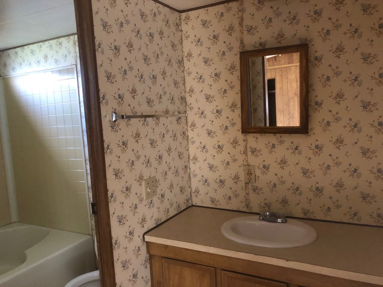 78 Reall Dr - Photo 2 of 7