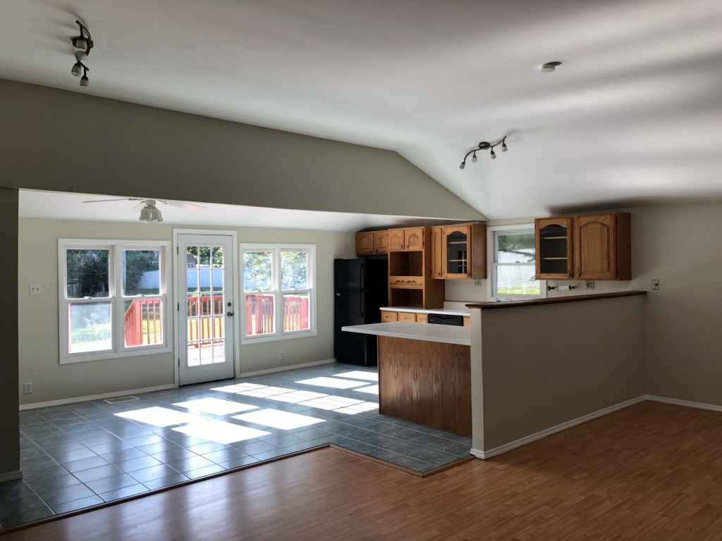 3800 Arthel Dr - Photo 2 of 16