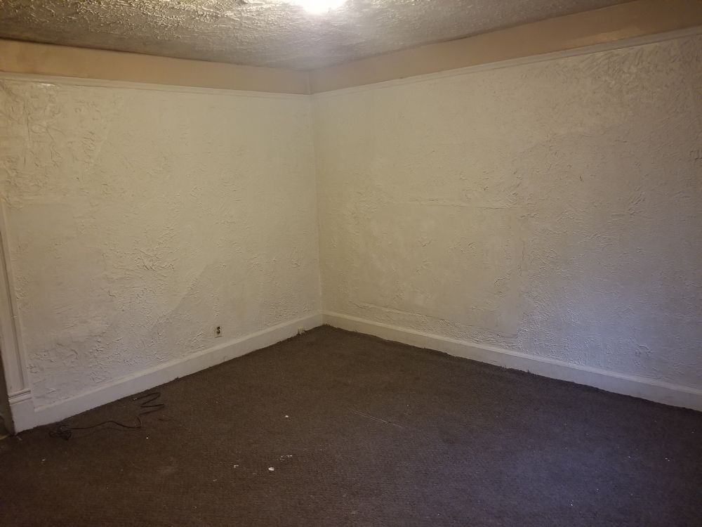 2673 N 29th St - Photo 3 of 7