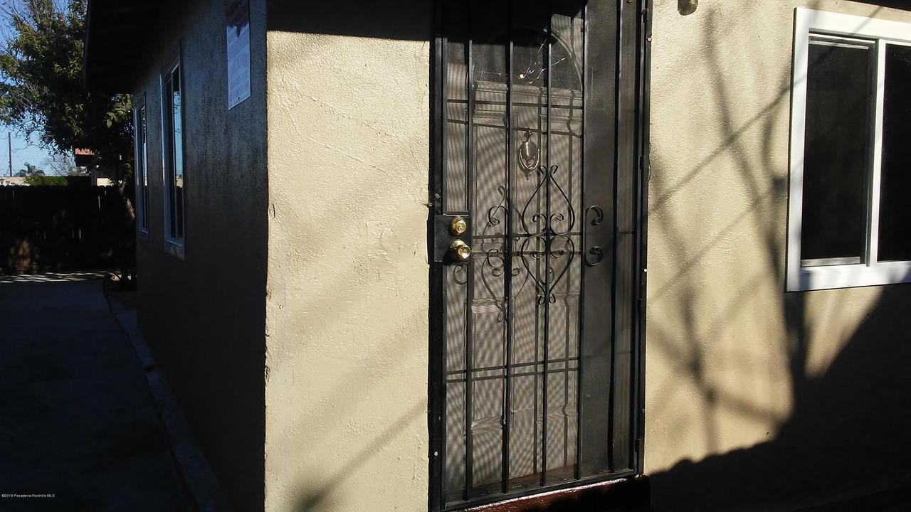 3838 Baldwin Ave - Photo 2 of 11