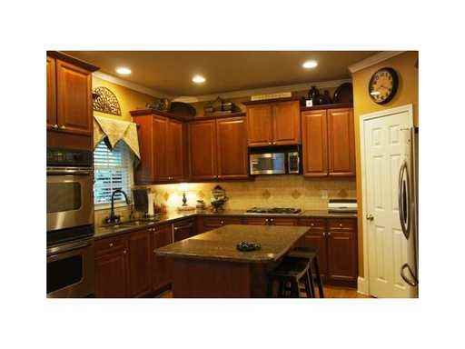 102 Arcadia Park Dr - Photo 3 of 15
