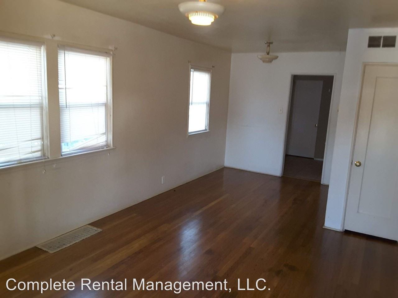 328 Cleveland St - Photo 3 of 7