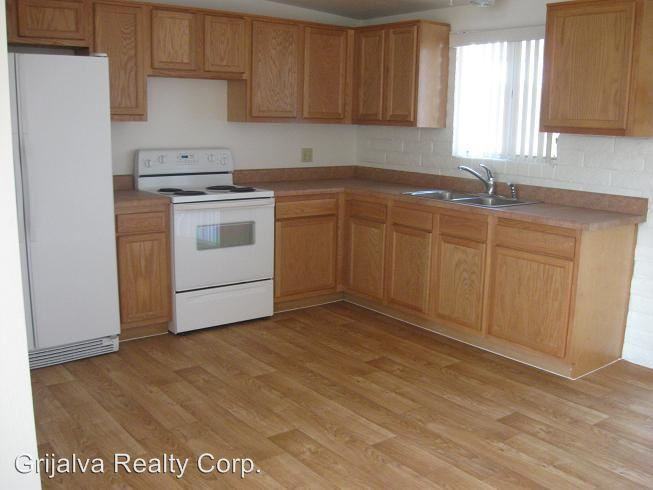 3901 S Lone Palm Dr - Photo 3 of 9