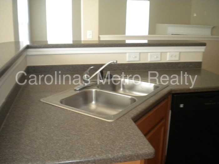 2301 Trace Creek Dr - Photo 3 of 6