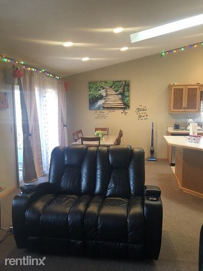 3201 30th Ave S - Photo 2 of 34