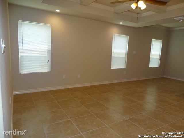7010 Donovan Way - Photo 2 of 24