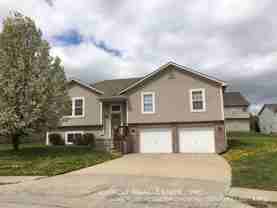 5404 5404 S. Larson Ave - Photo 1 of 1