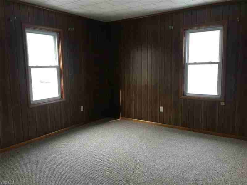 55640 National Rd - Photo 3 of 10