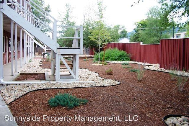 1090 30th St. - Photo 2 of 15